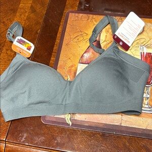Women's Seamless Bra in Dark Gray and white